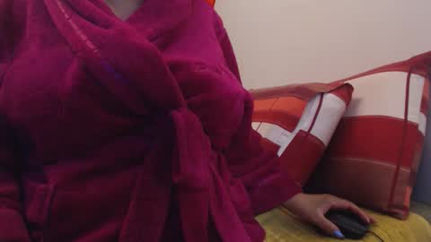 Snapshot of xxxbustybabe27x chatting on 05.02.26 Ayanda online show from 05.02.26