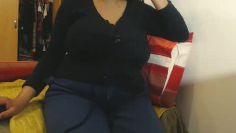 Snapshot of xxxbustybabe27x chatting on 05.16.26 Ayanda online show from 05.16.26