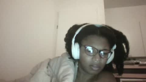 Snapshot of xxxdanidoomsdayxxx chatting on 05.12.26 Danielle online show from 05.12.26
