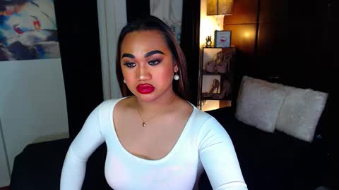 OLIVIA online show from 12.16.24