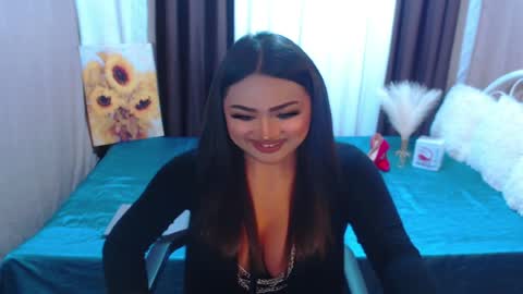 OLIVIA online show from 05.02.26