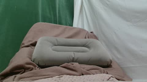 Snapshot of xxxlola_ chatting on 02.28.26 Lola online show from 02.28.26