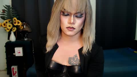 QueenMarina online show from 01.07.25