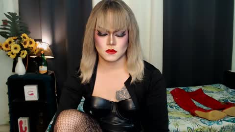 QueenMarina online show from 01.24.25