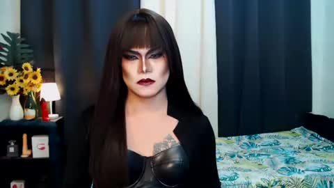 QueenMarina online show from 09.15.25