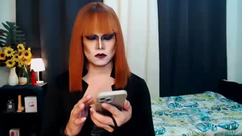 QueenMarina online show from 09.17.25