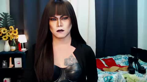 QueenMarina online show from 09.28.25