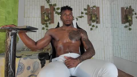 yacksson_lawrence online show from 12.31.24