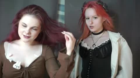 Gina and Mia online show from 05.12.26