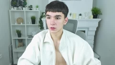 yamitwink online show from 11.08.25