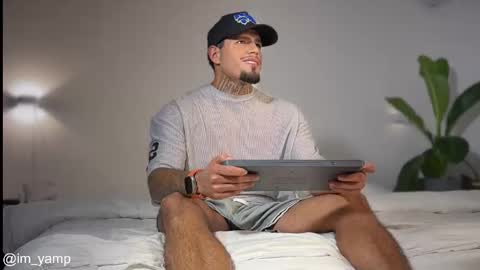 Snapshot of yamp_bigcock chatting on 02.11.26 yamp sambrano online show from 02.11.26