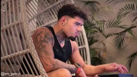 Snapshot of yamp_bigcock chatting on 02.25.26 yamp sambrano online show from 02.25.26