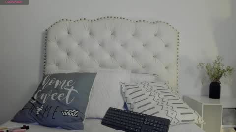 yan_nyan online show from 04.03.26