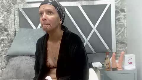 yanetrose online show from 09.22.25