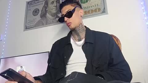 Yan online show from 04.02.26