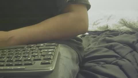 Snapshot of yangolox3 chatting on 11.10.25 yangolox3 online show from 11.10.25