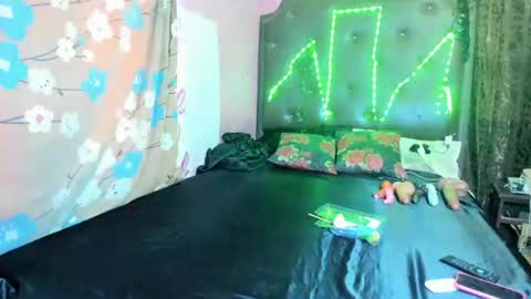 Snapshot of yani_69 chatting on 07.16.26 yani 69 online show from 07.16.26