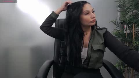 Yara online show from 11.21.25