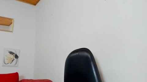 Yasemin online show from 12.04.25