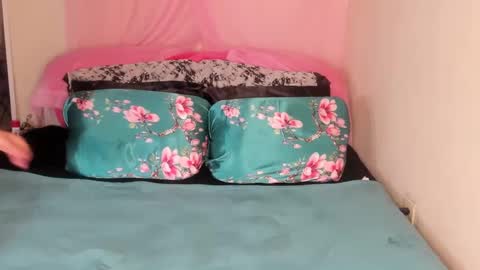 Yasmina online show from 02.03.25