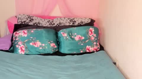 Yasmina online show from 02.24.25