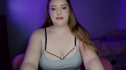Snapshot of yasmindoll98 chatting on 02.24.26 yasmindoll98 online show from 02.24.26