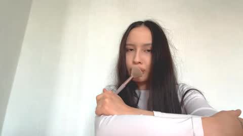 Yasmin online show from 04.29.26