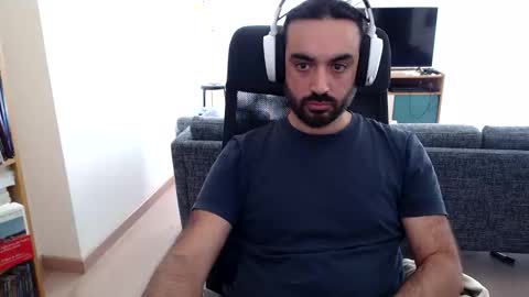 yeeaahoo online show from 11.05.25