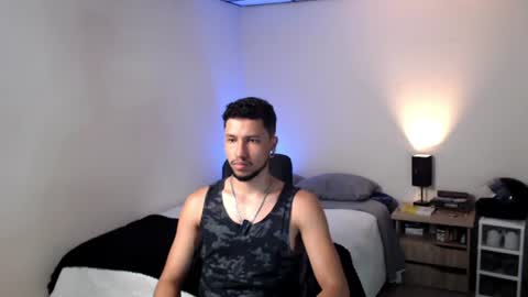 Snapshot of yeff_stone chatting on 07.11.26 yeff online show from 07.11.26