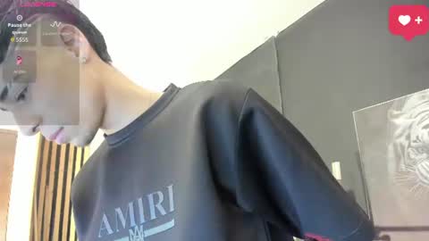 Snapshot of yeidonn chatting on 06.23.26 Yeidonn online show from 06.23.26