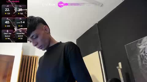 Snapshot of yeidonn chatting on 06.24.26 Yeidonn online show from 06.24.26