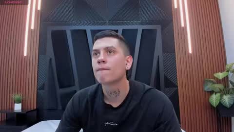 YEIKO ROMERO online show from 03.06.25