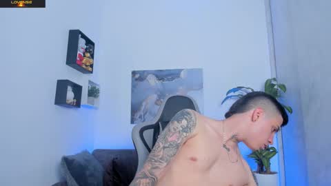 YEIKO ROMERO online show from 09.21.25