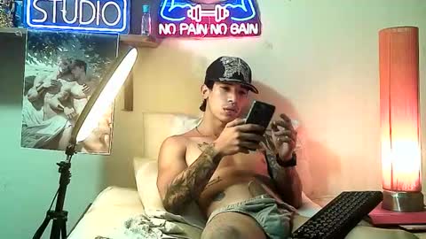 yeisoncastellanos1999 online show from 11.29.25