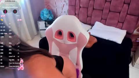 yelena  online show from 12.04.24