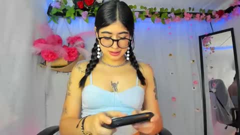 YELINA online show from 12.04.25