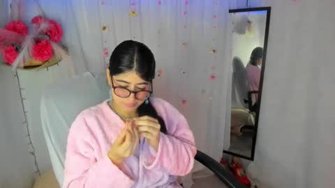 YELINA online show from 02.20.26