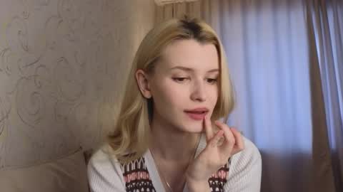 Yenna online show from 02.25.26