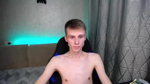 Snapshot of yes_cute_boy_ chatting on 02.23.25 Eden online show from 02.23.25