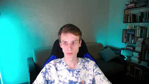 Snapshot of yes_cute_boy_ chatting on 02.25.26 Eden online show from 02.25.26