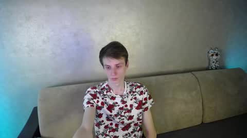 Snapshot of yes_cute_boy_ chatting on 03.10.26 Eden online show from 03.10.26
