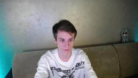 Snapshot of yes_cute_boy_ chatting on 03.17.26 Eden online show from 03.17.26