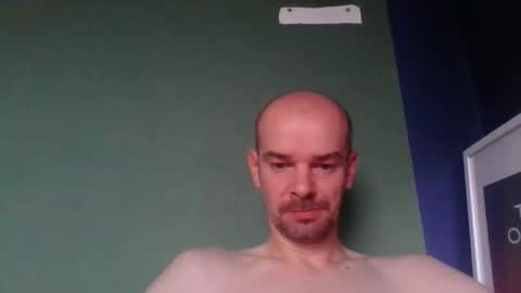 yewloo online show from 10.17.25