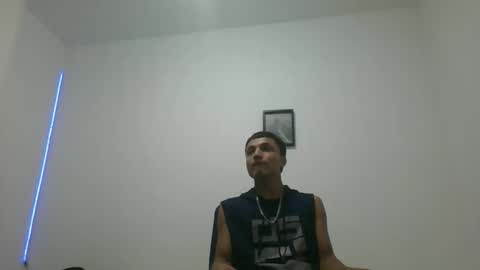 Snapshot of yissus_20 chatting on 11.25.25 yissus_20 online show from 11.25.25