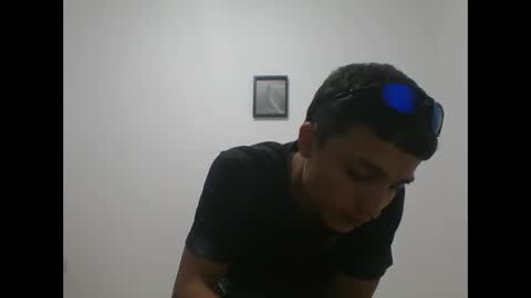 Snapshot of yissus_20 chatting on 11.25.25 yissus_20 online show from 11.25.25