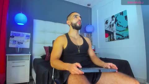 Snapshot of yiyo10_ chatting on 11.18.25 Yiyo online show from 11.18.25