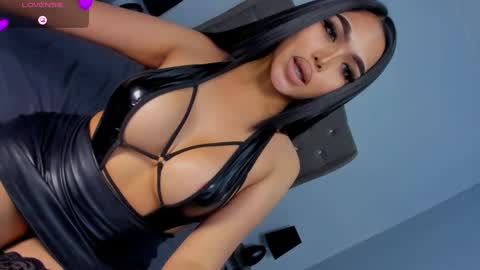 ylonagrae online show from 01.09.25