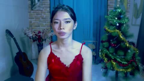 ymee_shane18 online show from 12.16.24