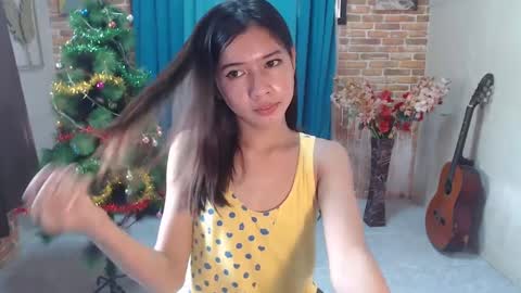 ymee_shane18 online show from 12.22.24