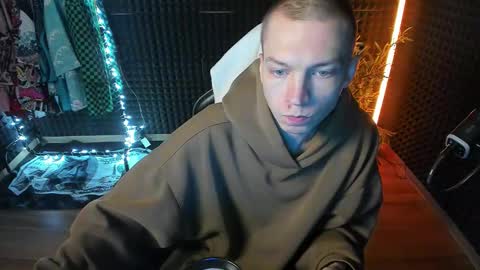 You can ask my name in pm online show from 10.19.25